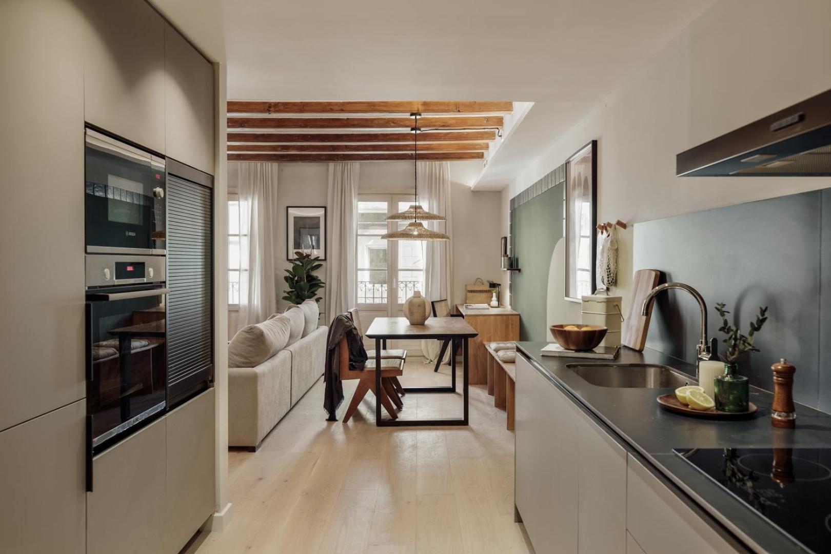 Izmit - 2 Bedrooms And Balcony In Sant Pere Barcelona
